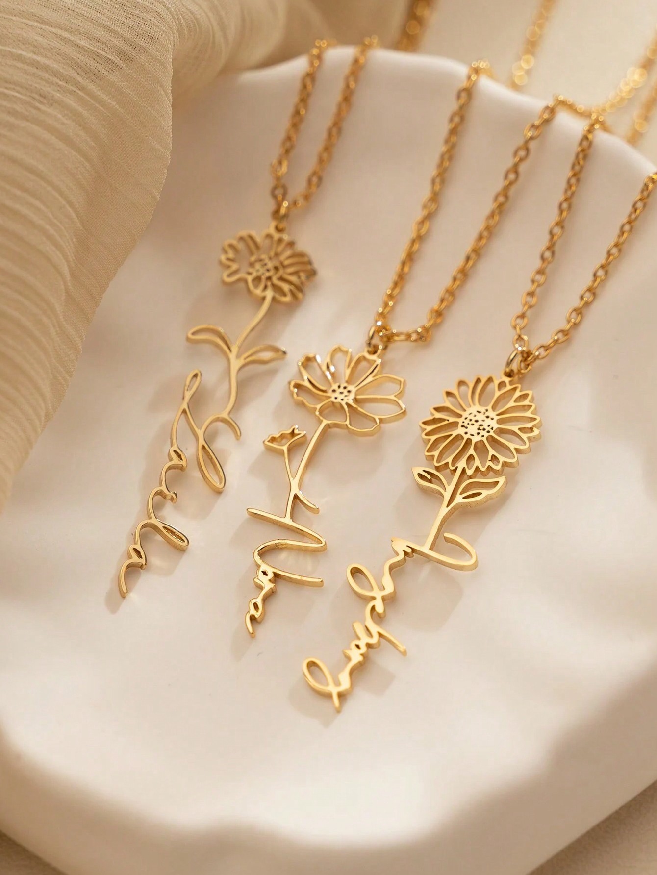 Colar Personalizado Flor do Mê - Birth Flower Necklace avaliação e preço