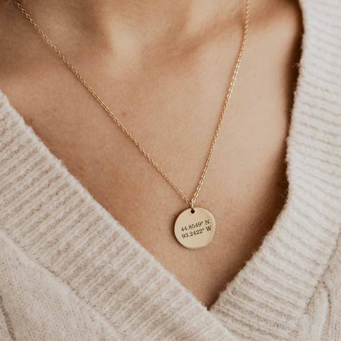 Nomes gravados personalizados  - Birth Flower Necklace avaliação e preço